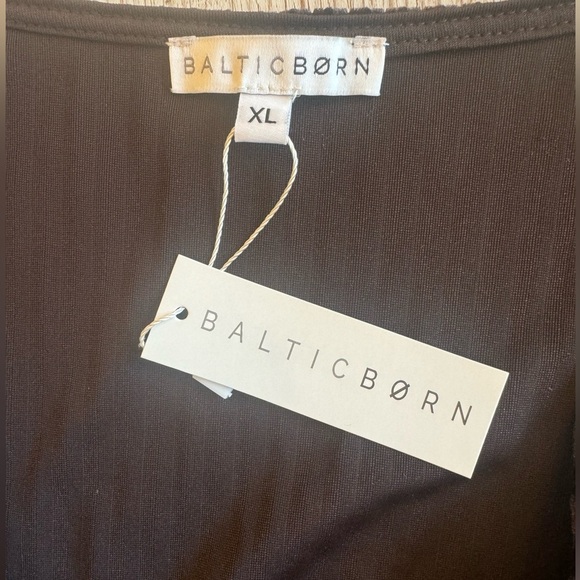 NWT Baltic Born Andi Ribbed Velvet Wrap Short Sleeve Maxi Dress Black Orchid XL - Picture 10 of 13